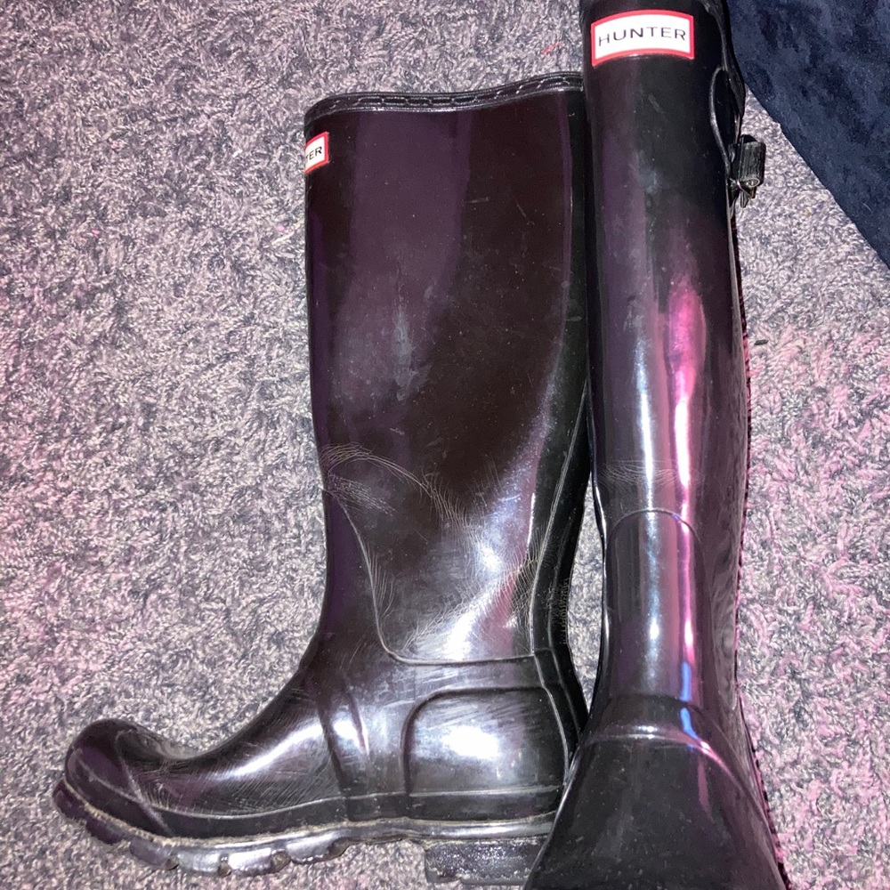 Black hunter boots